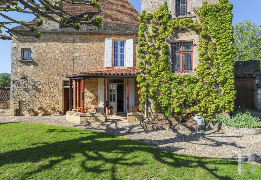 En Dordogne, dans la bastide royale de Domme, une maison familiale du 17e siècle - photo  n°4